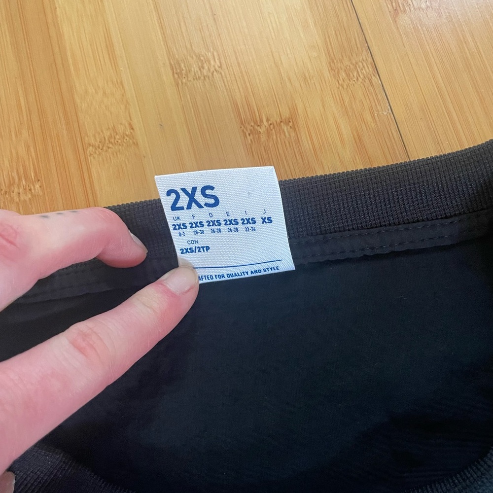 Reebok pullover - Picture 3 of 3